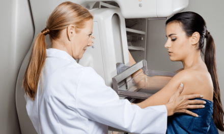 Mutirão realiza 250 exames gratuitos de mamografia em Salvador