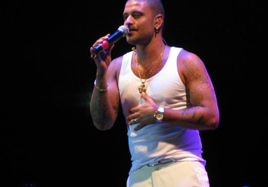 Diogo Nogueira apresenta show inédito no Teatro Castro Alves