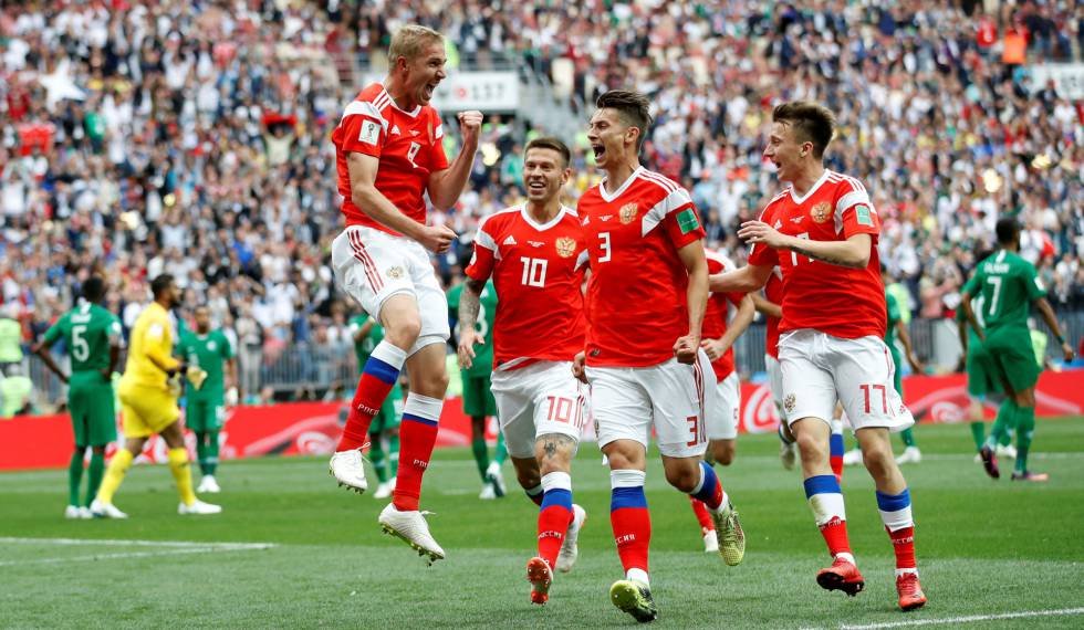 Estreia dos sonhos anima torcida russa ‘turista’ e Copa do Mundo agradece