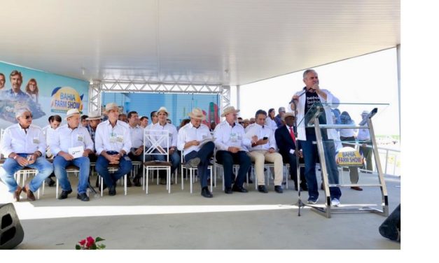 Angelo Coronel prestigia abertura da 14ª edição da FarmShow