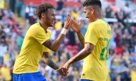 Brasil vence Croácia por 2 x 0 com gols de Neymar e Firmino