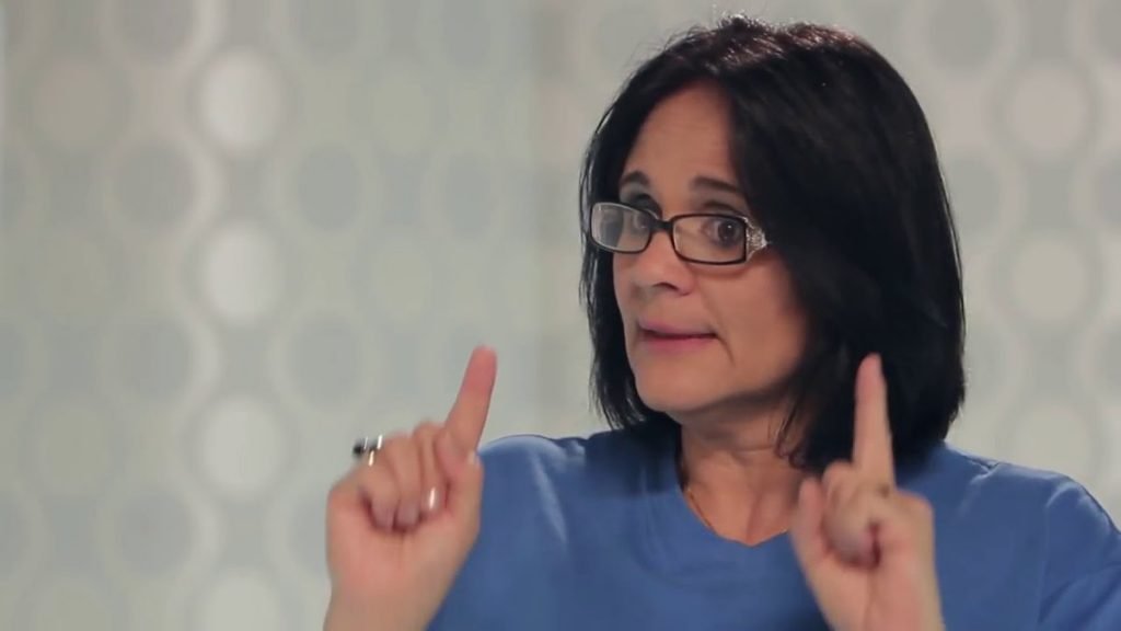 Ministra Damares é acusada por indígenas de sequestrar criança, diz revista
