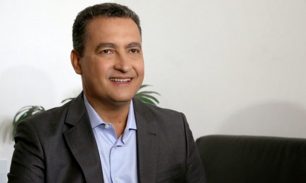 Rui Costa é o governador que mais cumpriu promessas da campanha
